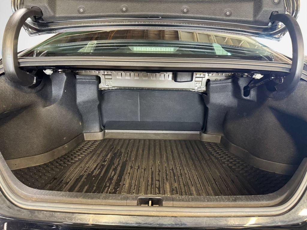 Used 2022 Toyota Camry SE w/ Cold Weather Package FWD image 25