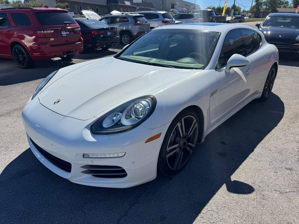Used 2014 Porsche Panamera 4 AWD/4WD image 2