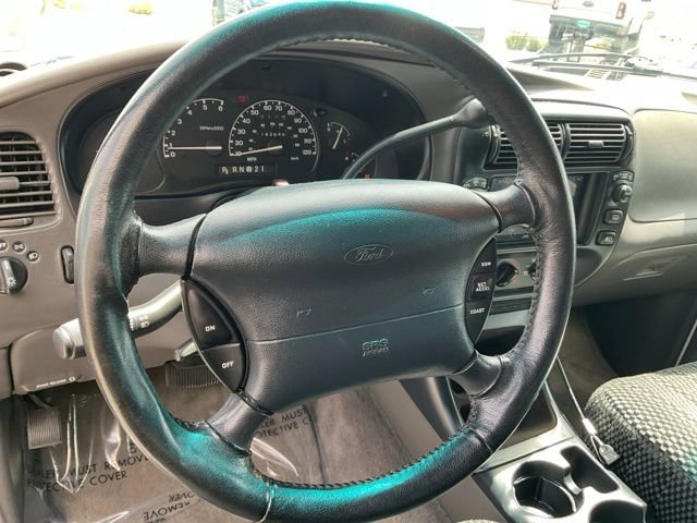 Used 2000 Ford Explorer XLT AWD/4WD image 20