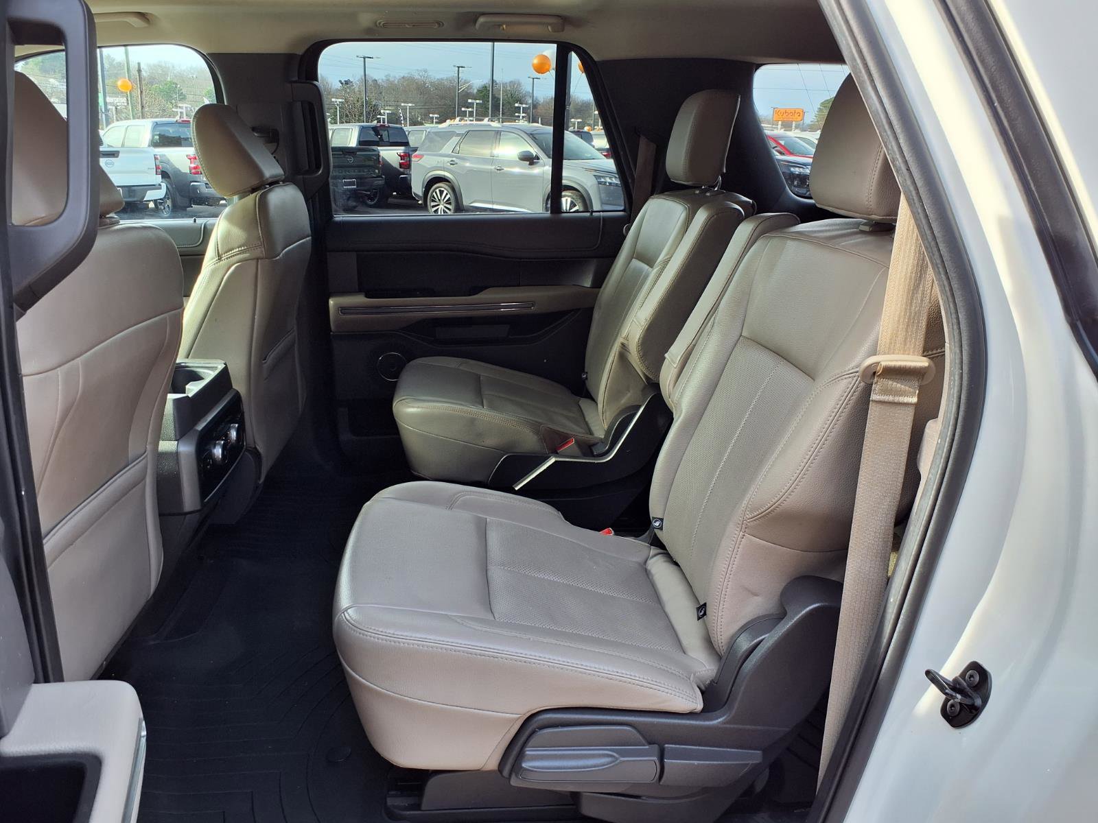 Used 2021 Ford Expedition Max XLT image 12