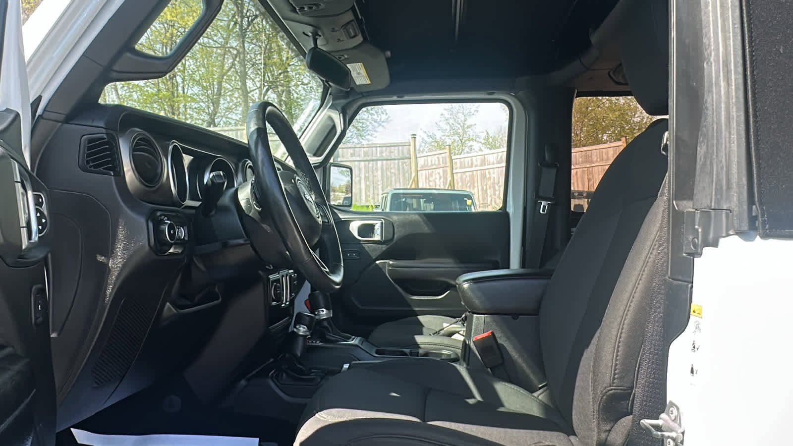 Used 2019 Jeep Wrangler Sport AWD/4WD image 12