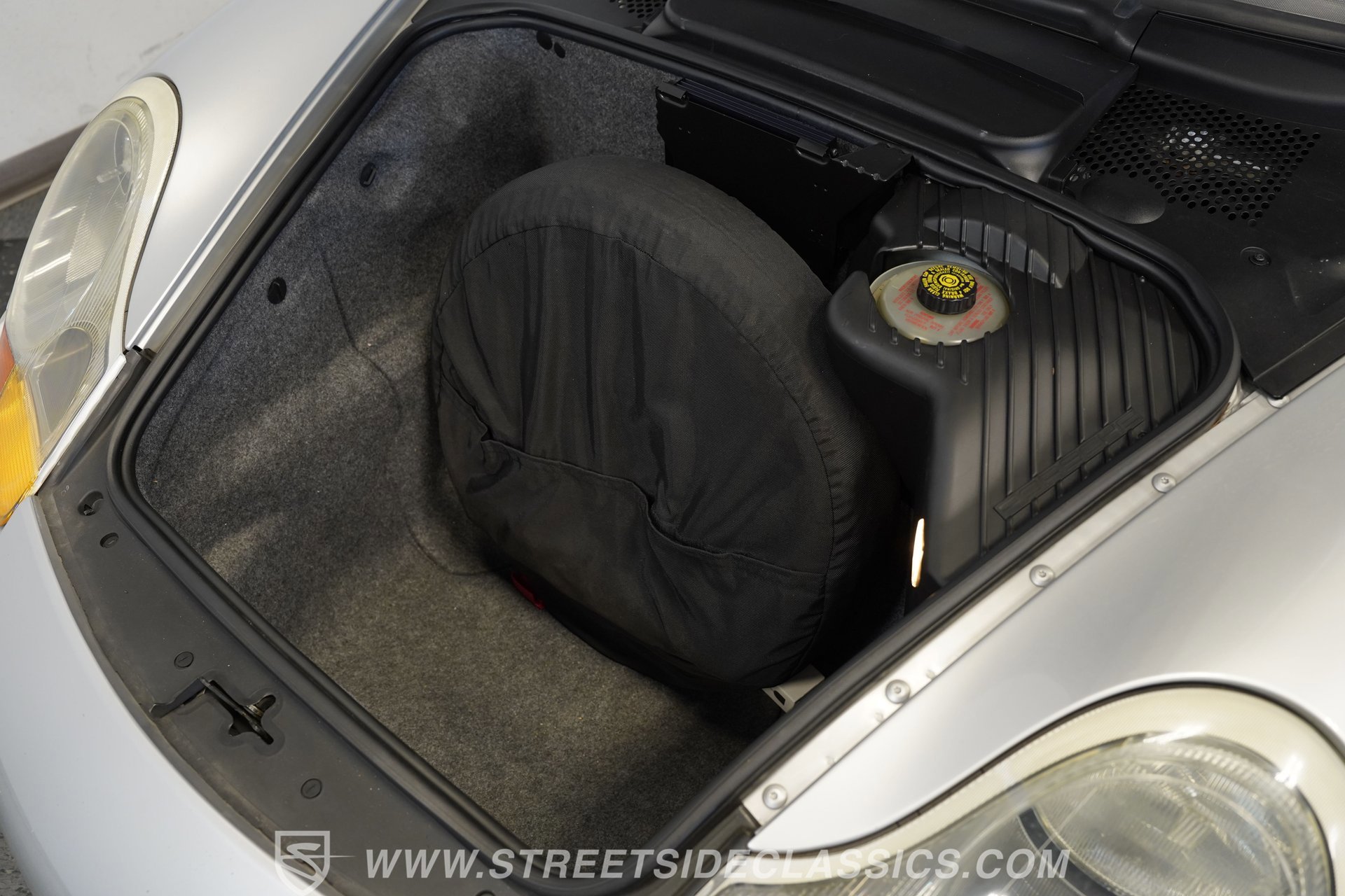 Used 1998 Porsche Boxster RWD image 39