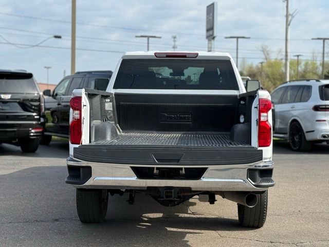 Used 2025 Chevrolet Silverado 2500 LT w/ Convenience Package AWD/4WD image 38