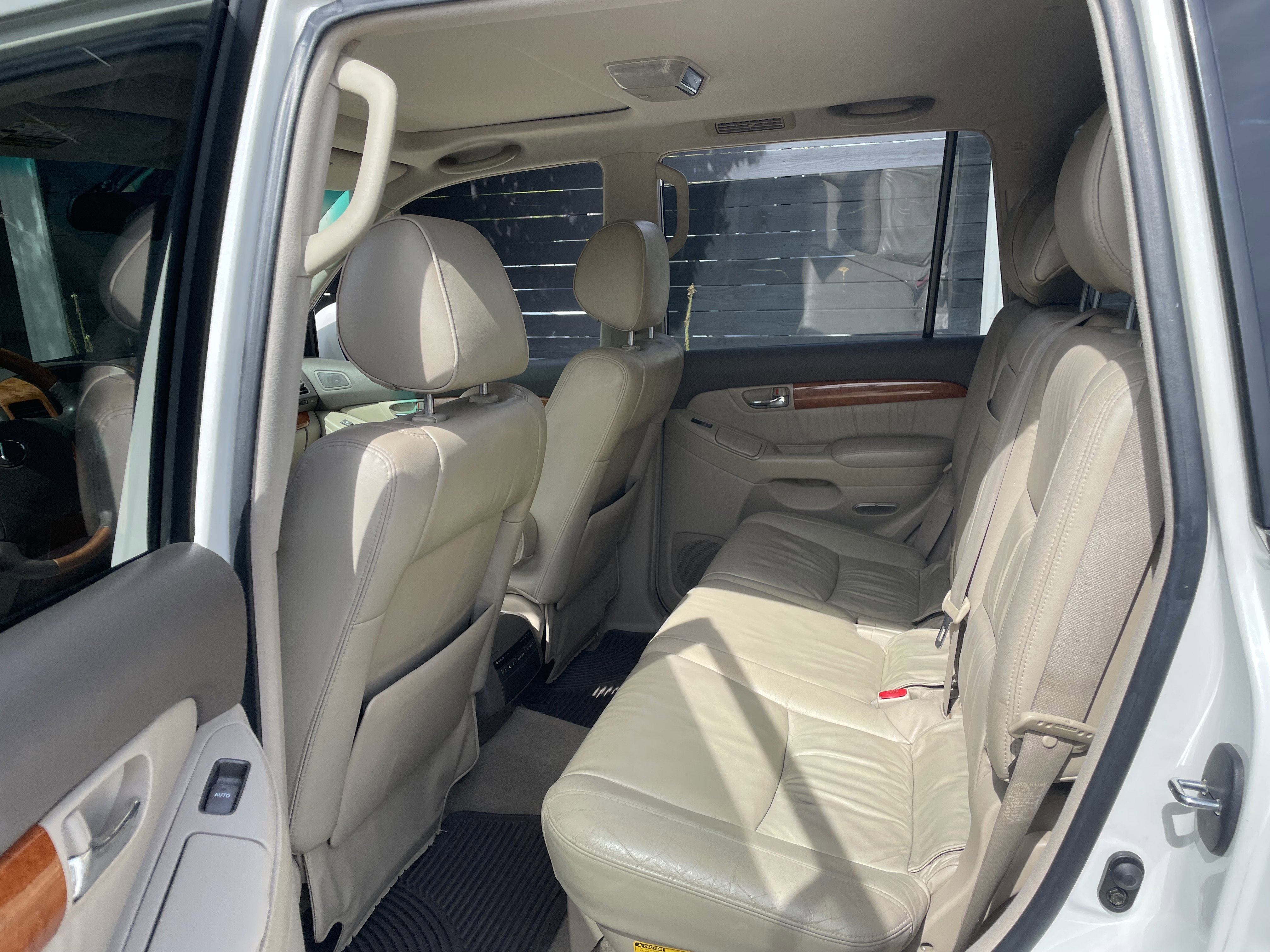 Used 2004 Lexus GX 470 AWD/4WD image 14