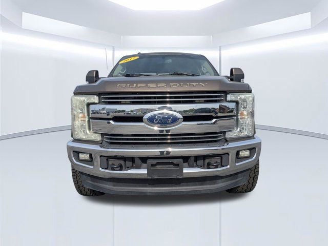 Used 2017 Ford F250 Lariat w/ FX4 Off-Road Package image 9