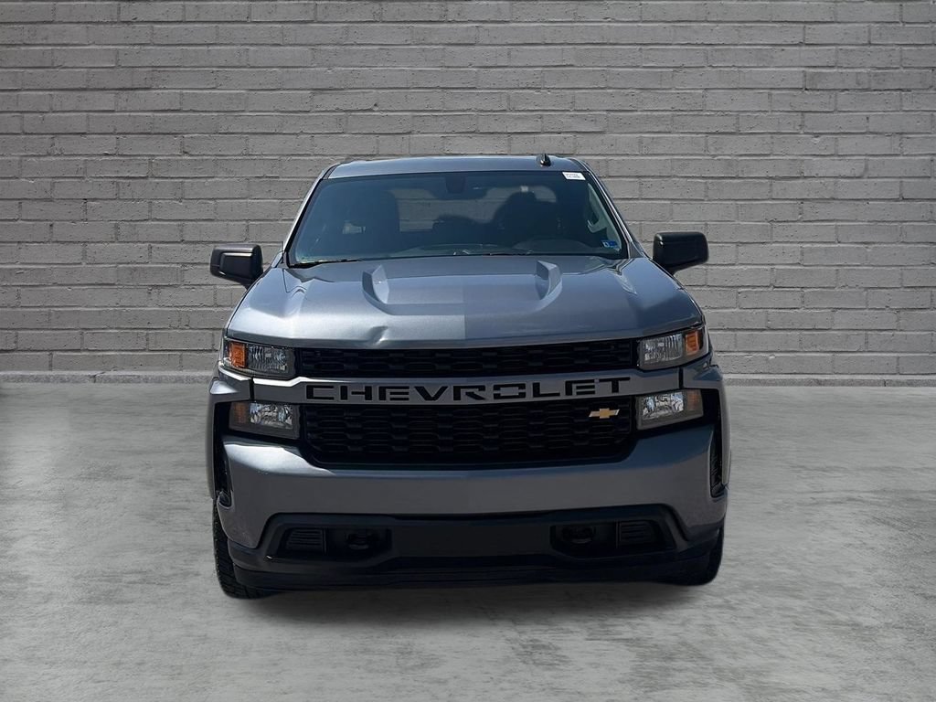 Used 2019 Chevrolet Silverado 1500 Custom w/ Custom Value Package AWD/4WD image 9