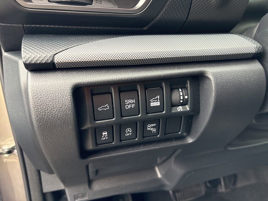 Used 2019 Subaru Forester Limited w/ Popular Package #3 image 22