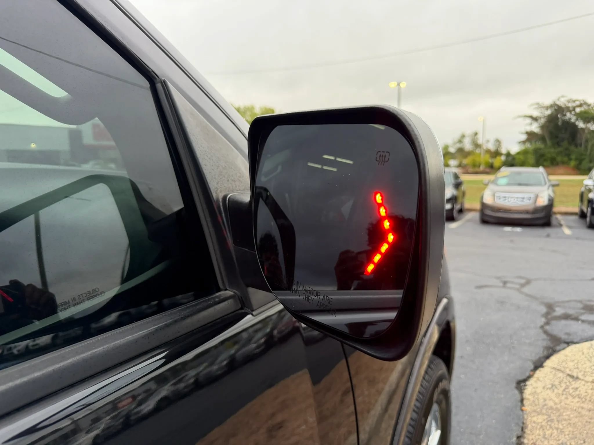 Used 2013 Nissan Armada Platinum AWD/4WD image 35
