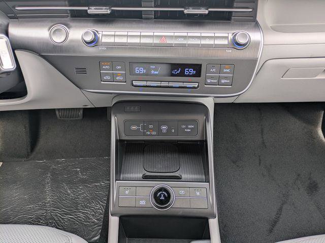 New 2026 Hyundai Kona SEL Premium AWD/4WD image 18