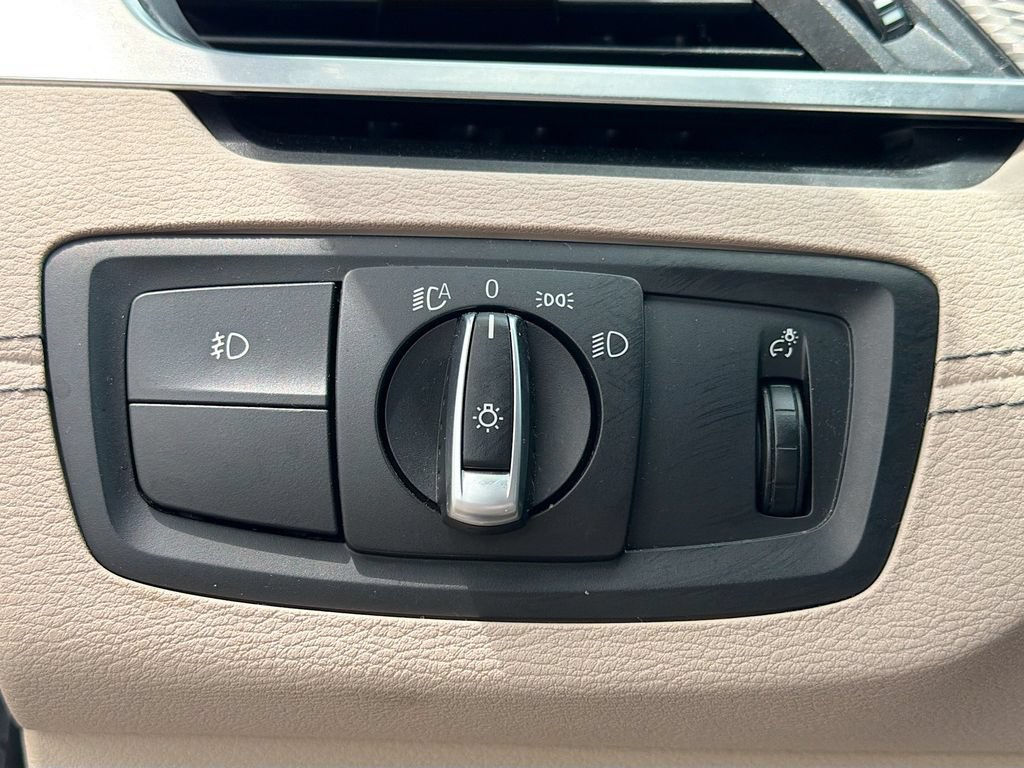 Used 2018 BMW X2 sDrive28i w/ M SportX Package FWD image 34