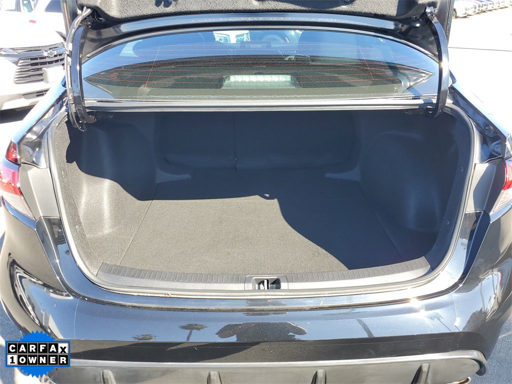 Used 2023 Toyota Corolla SE image 9