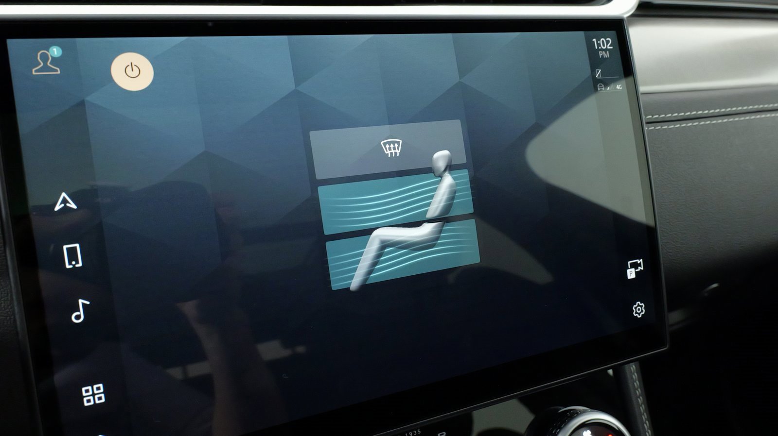 Used 2025 Jaguar F-PACE R-Dynamic S image 71