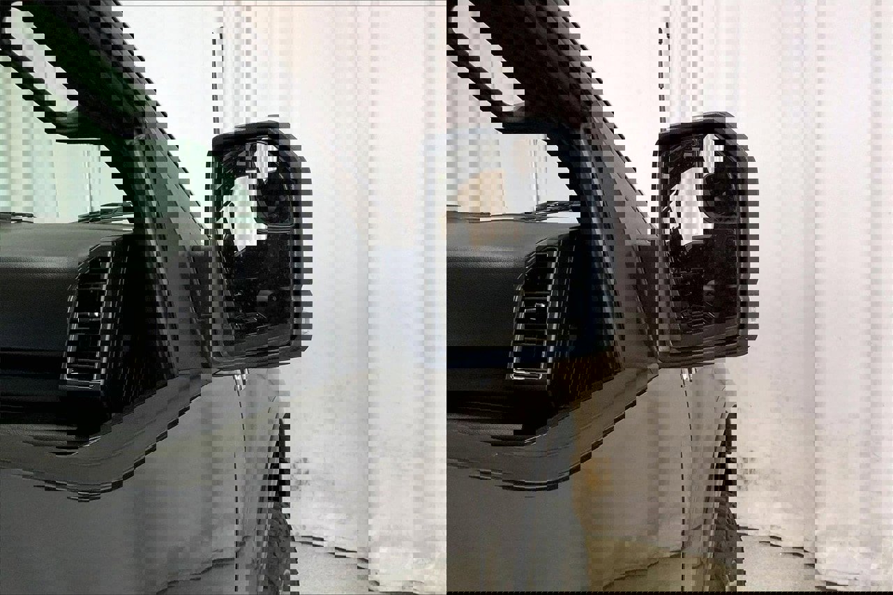 Used 2020 Ford F150 XLT w/ Equipment Group 302A Luxury image 11