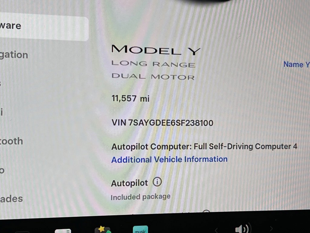 Used 2025 Tesla Model Y Long Range image 15