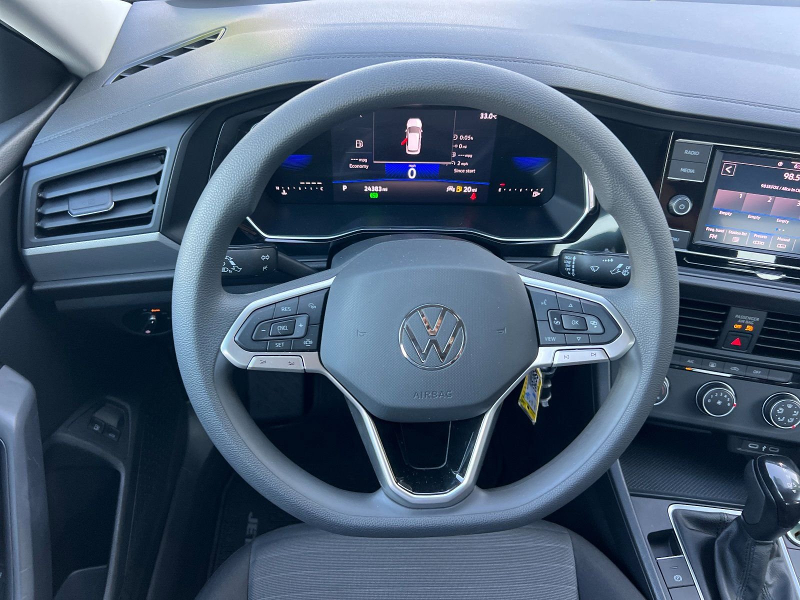 Used 2023 Volkswagen Jetta S image 14