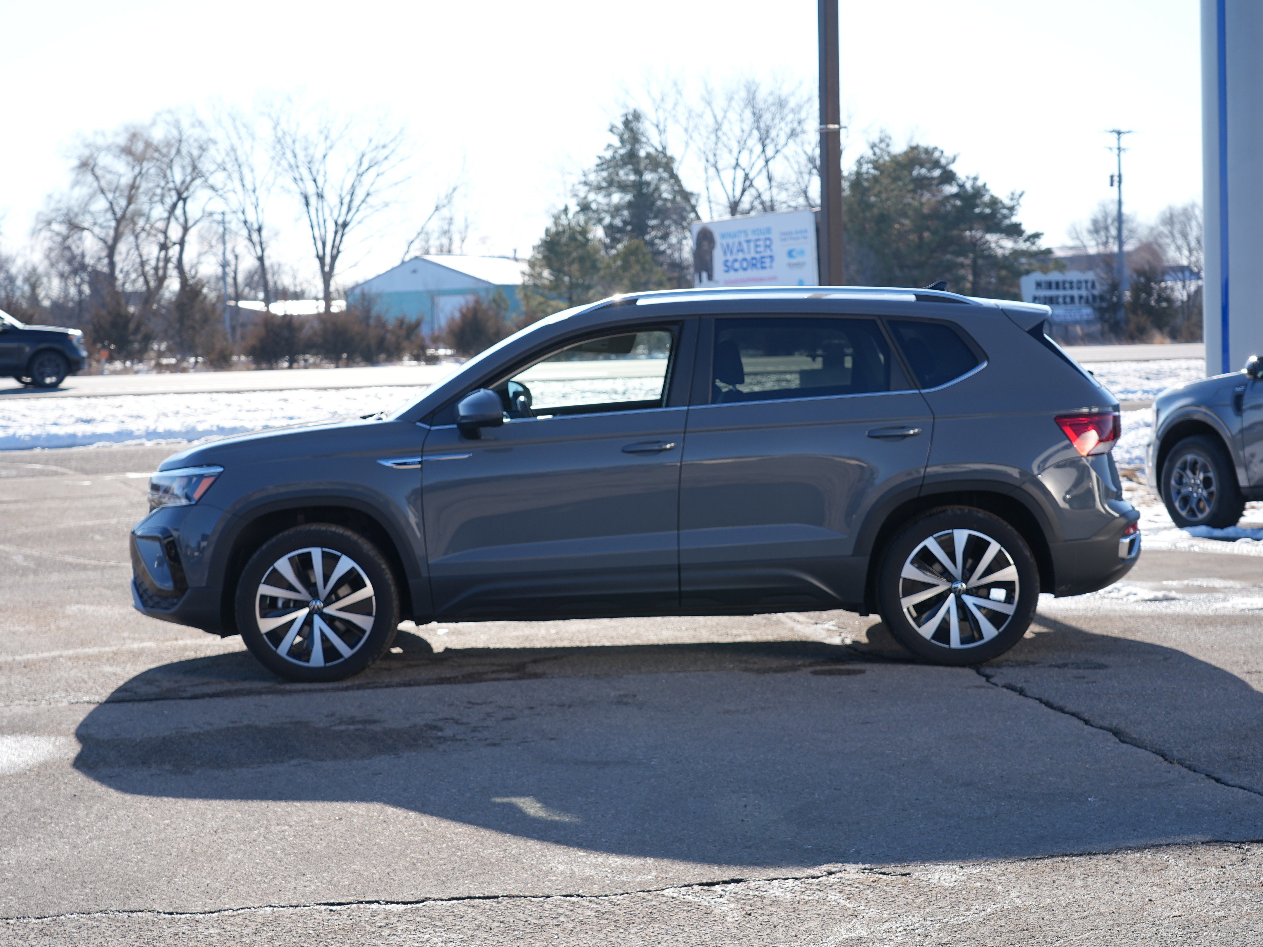 Used 2023 Volkswagen Taos SE image 7