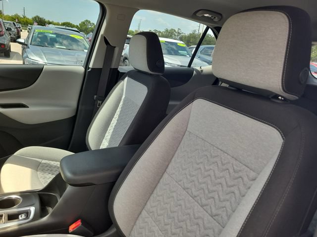 Used 2023 Chevrolet Equinox LS FWD image 6