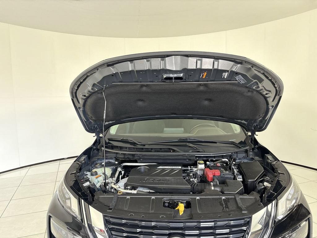 Used 2023 Nissan Rogue S FWD image 17