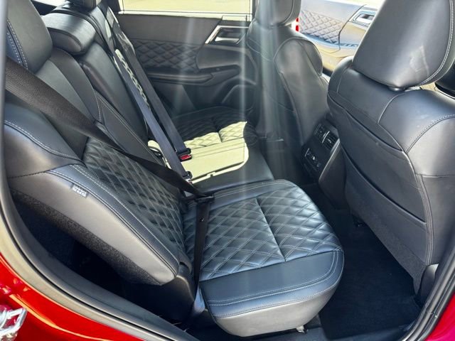 Used 2024 Mitsubishi Outlander SEL FWD image 14