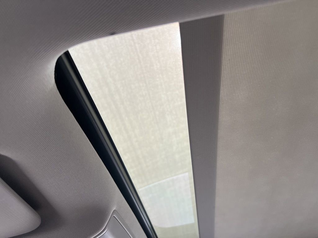 Certified 2022 Volkswagen Atlas SEL Premium image 31