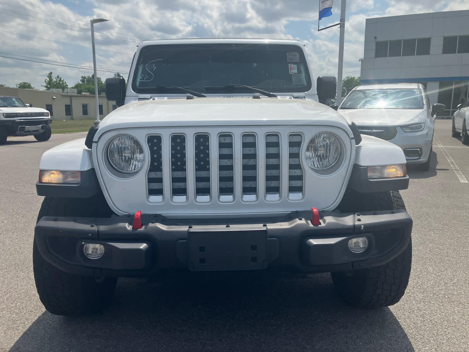 Used 2020 Jeep Wrangler Unlimited Sahara AWD/4WD image 2