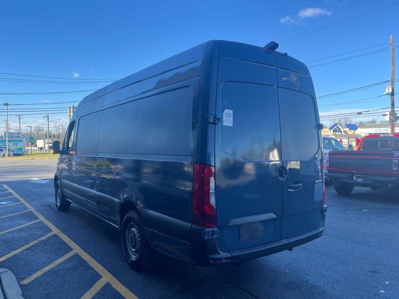 Used 2019 Mercedes-Benz Sprinter 170 image 4