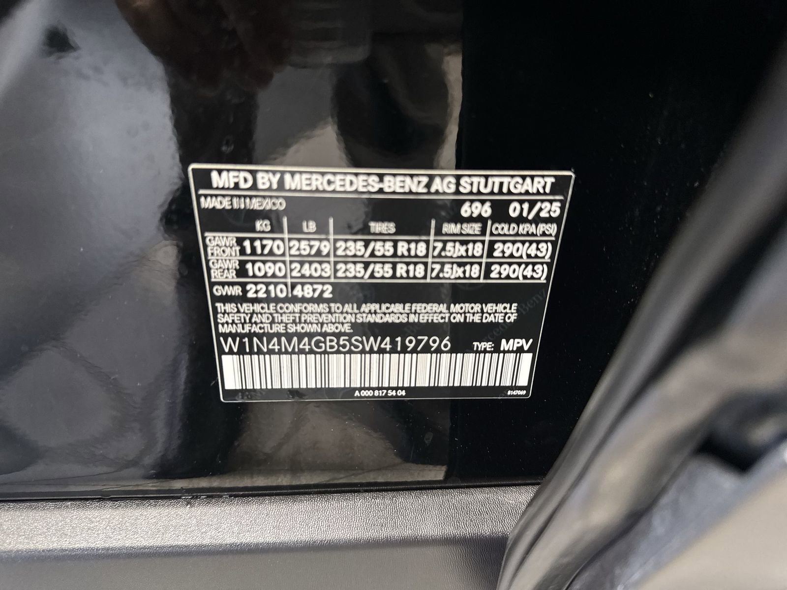 Used 2025 Mercedes-Benz GLB 250 image 42