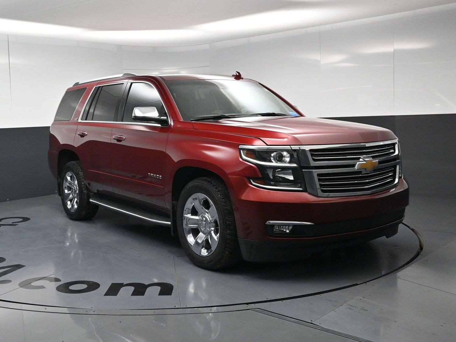 Used 2016 Chevrolet Tahoe LTZ AWD/4WD image 2
