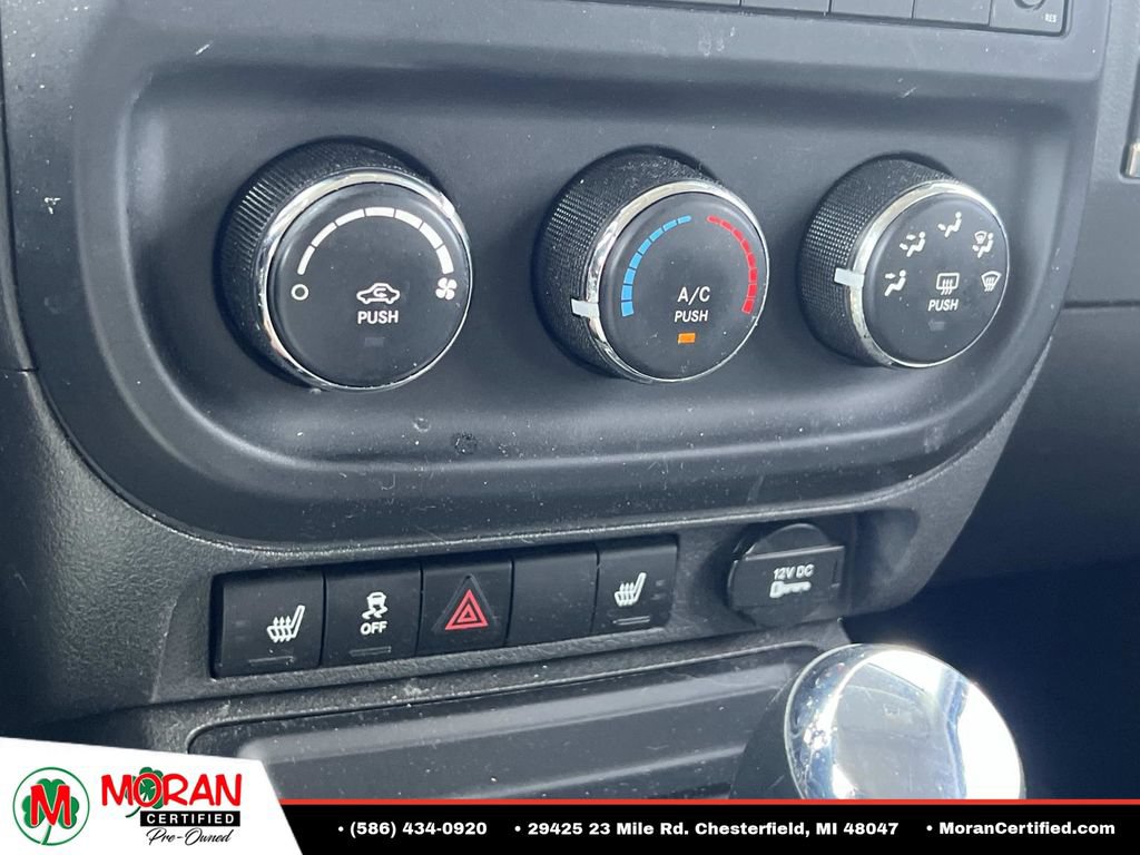 Used 2014 Jeep Patriot Latitude FWD image 20
