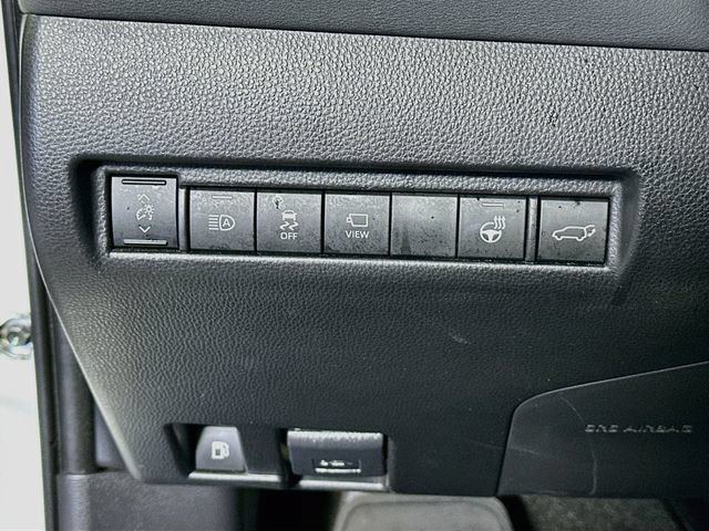 Certified 2022 Toyota Venza Limited w/ Advanced Technology Package AWD/4WD image 11