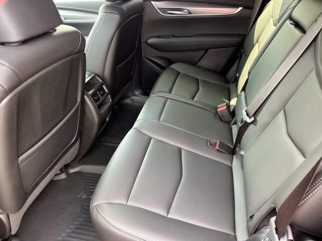 Certified 2025 Cadillac XT5 Luxury w/ LPO, Floor Liner Package FWD image 12