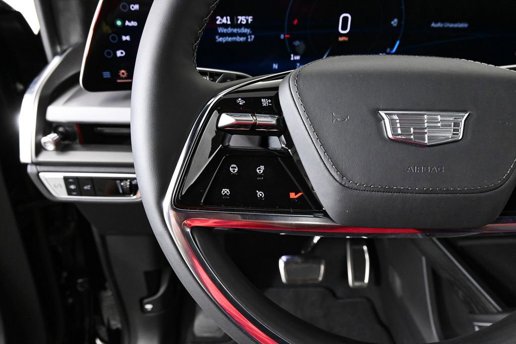 New 2026 Cadillac Vistiq Platinum image 9