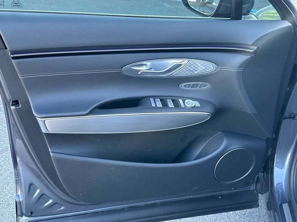 Used 2026 Genesis GV70 2.5T Select AWD/4WD image 10