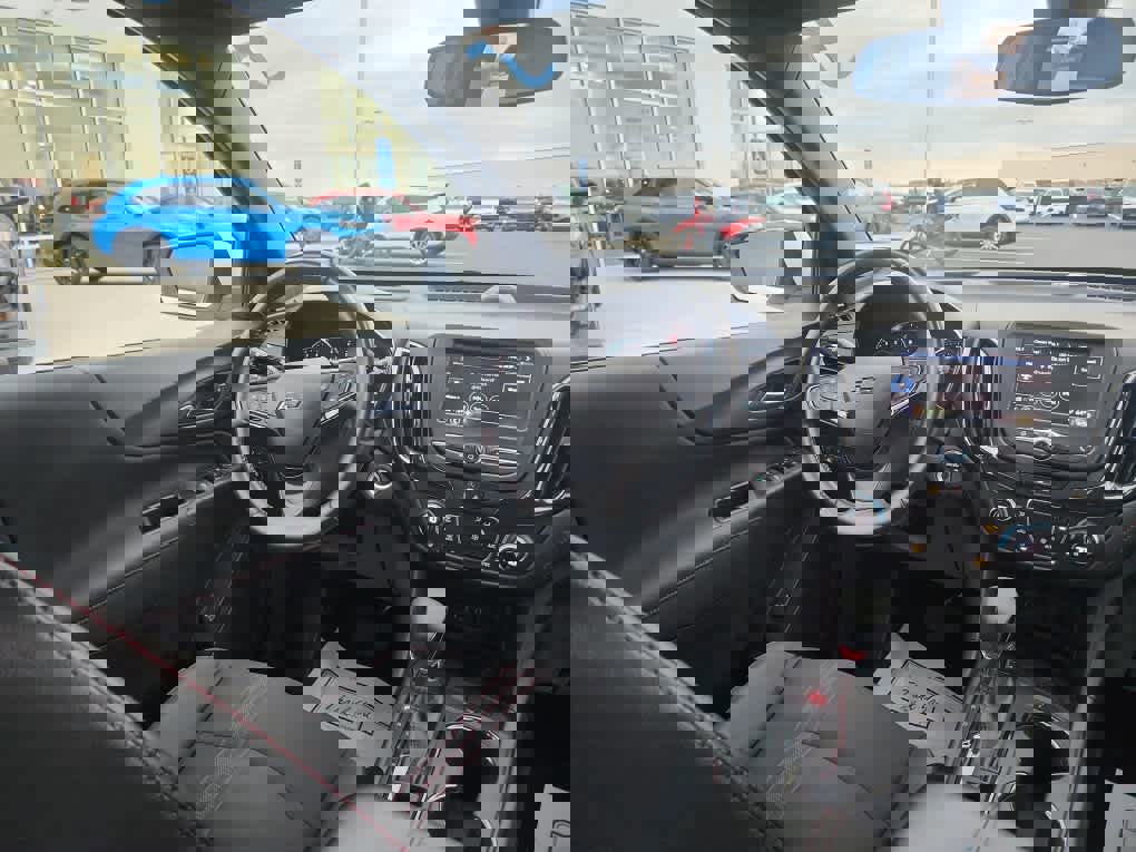 Used 2022 Chevrolet Equinox RS image 19