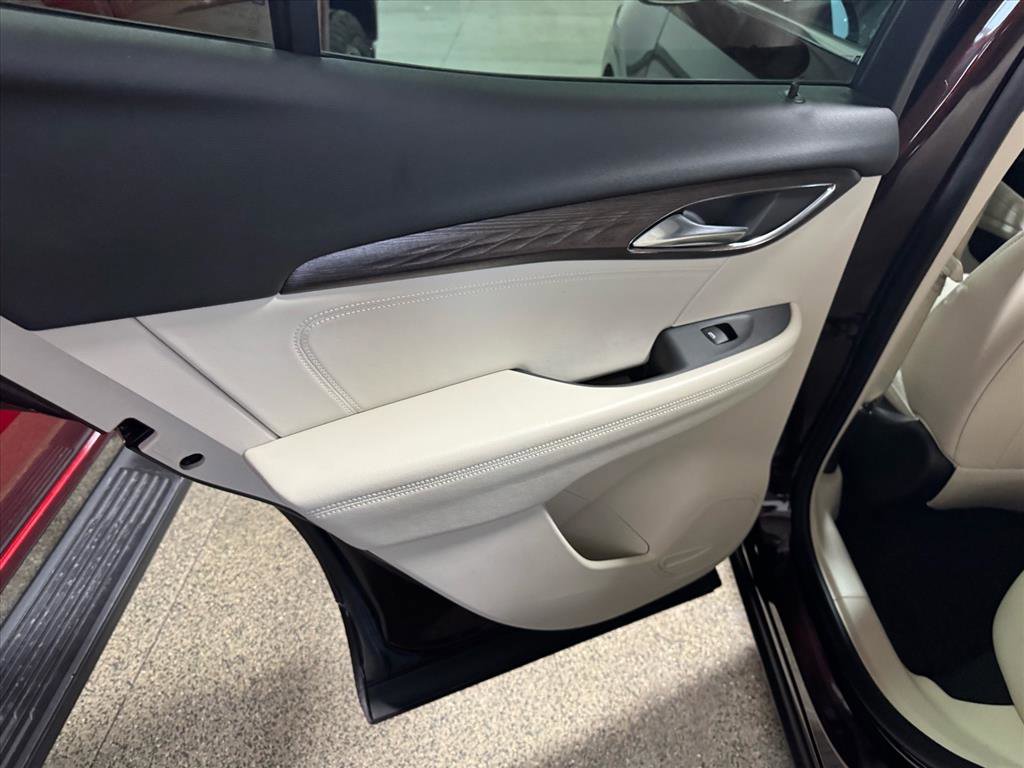 Certified 2023 Buick Envision Avenir image 9