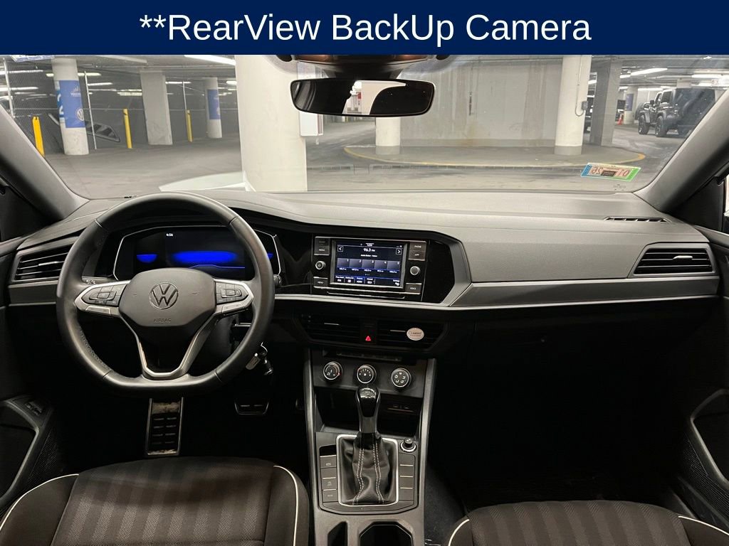 Used 2024 Volkswagen Jetta Sport image 7