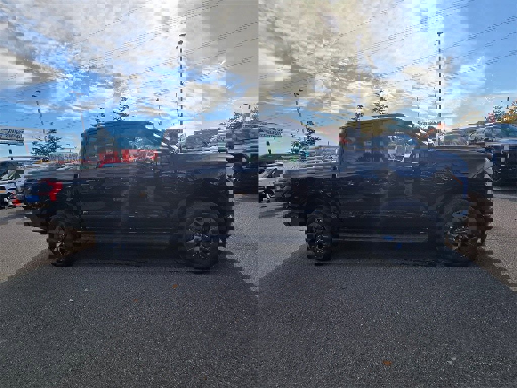 New 2025 Ford F150 Lightning Flash image 4