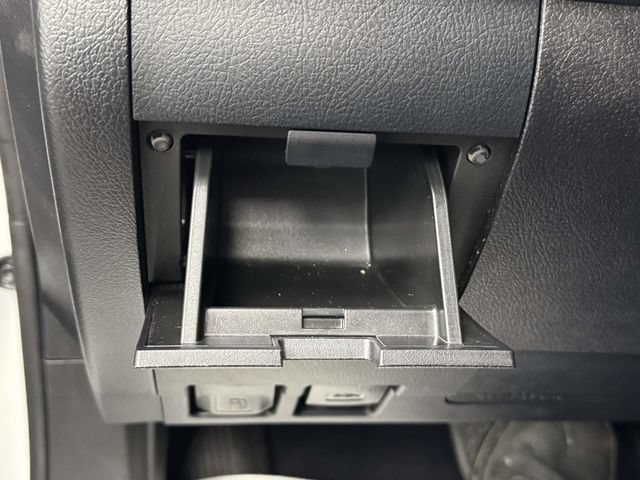 Used 2019 Lexus LX 570 4WD w/ Luxury Package image 40