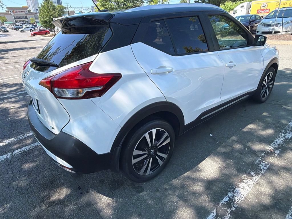 Used 2019 Nissan Kicks SR FWD image 5
