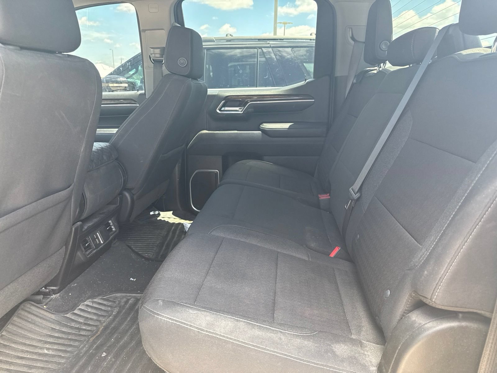 Used 2024 GMC Sierra 1500 SLE RWD image 10