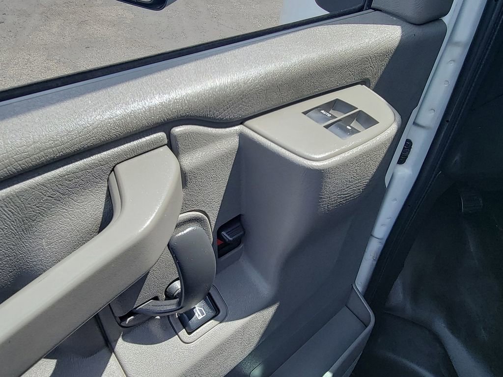 Used 2021 Chevrolet Express 3500 w/ Power Convenience Package RWD image 19