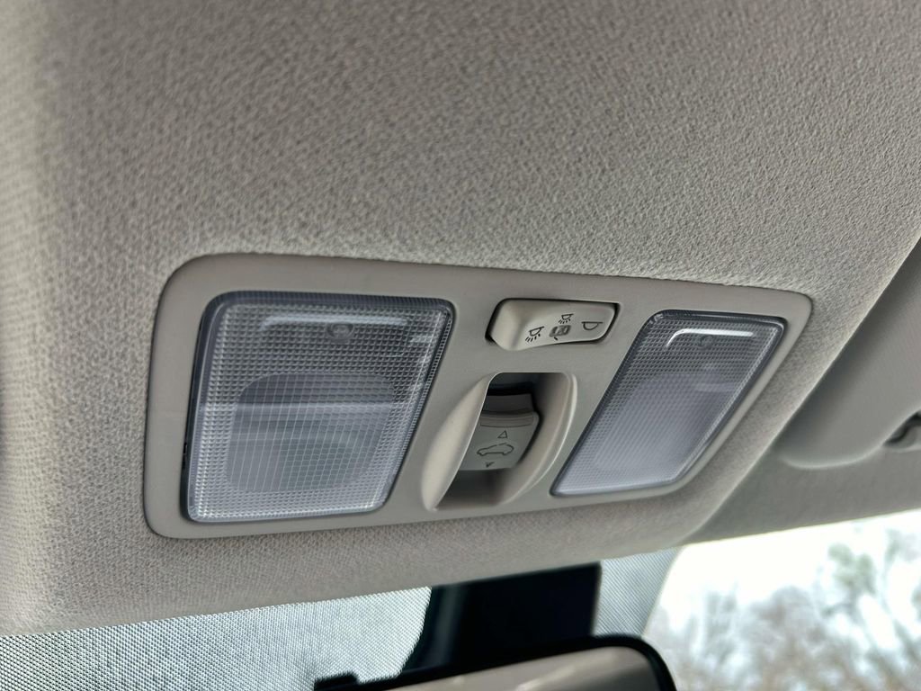 New 2026 Hyundai Venue SEL FWD image 31
