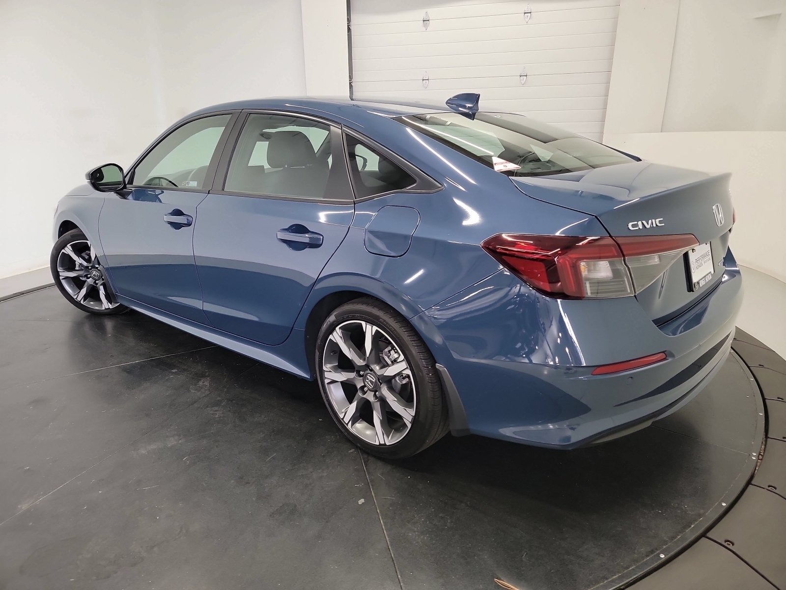 Certified 2025 Honda Civic Sport Touring image 6