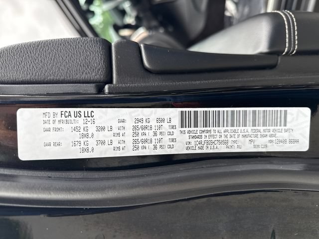 Used 2017 Jeep Grand Cherokee Limited AWD/4WD image 16