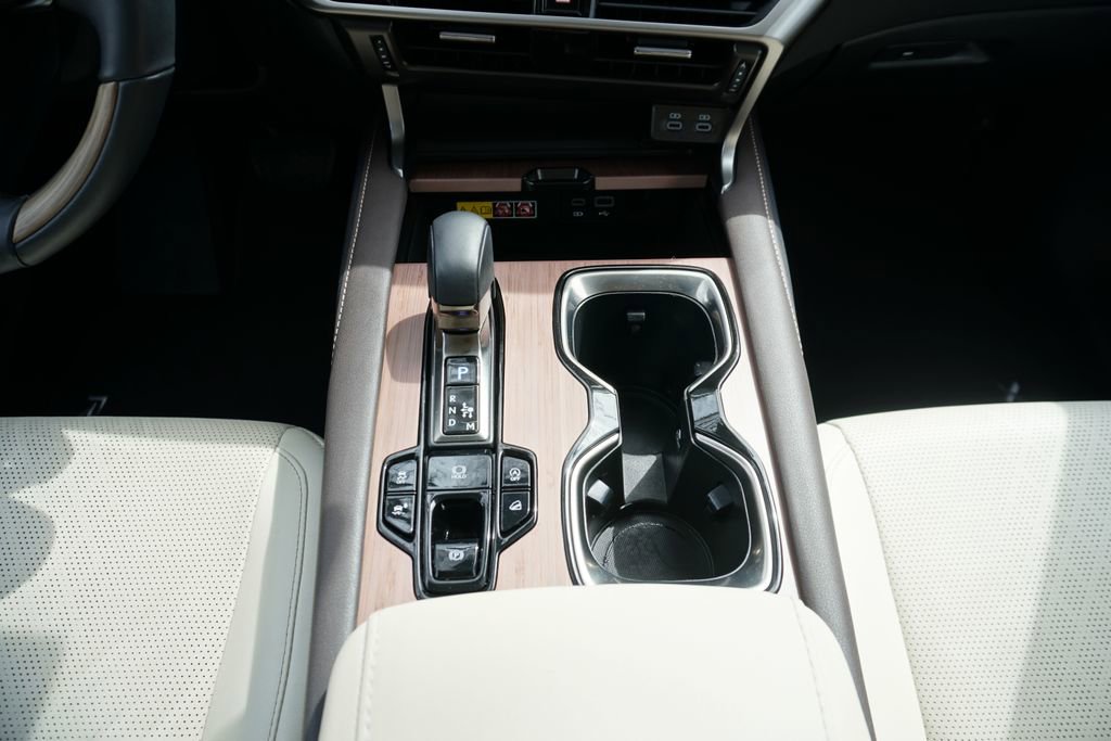 Used 2023 Lexus RX 350 Premium Plus w/ Accessory Package AWD/4WD image 23