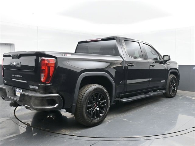 Used 2022 GMC Sierra 1500 Elevation w/ LPO, Elevation Black Package image 10