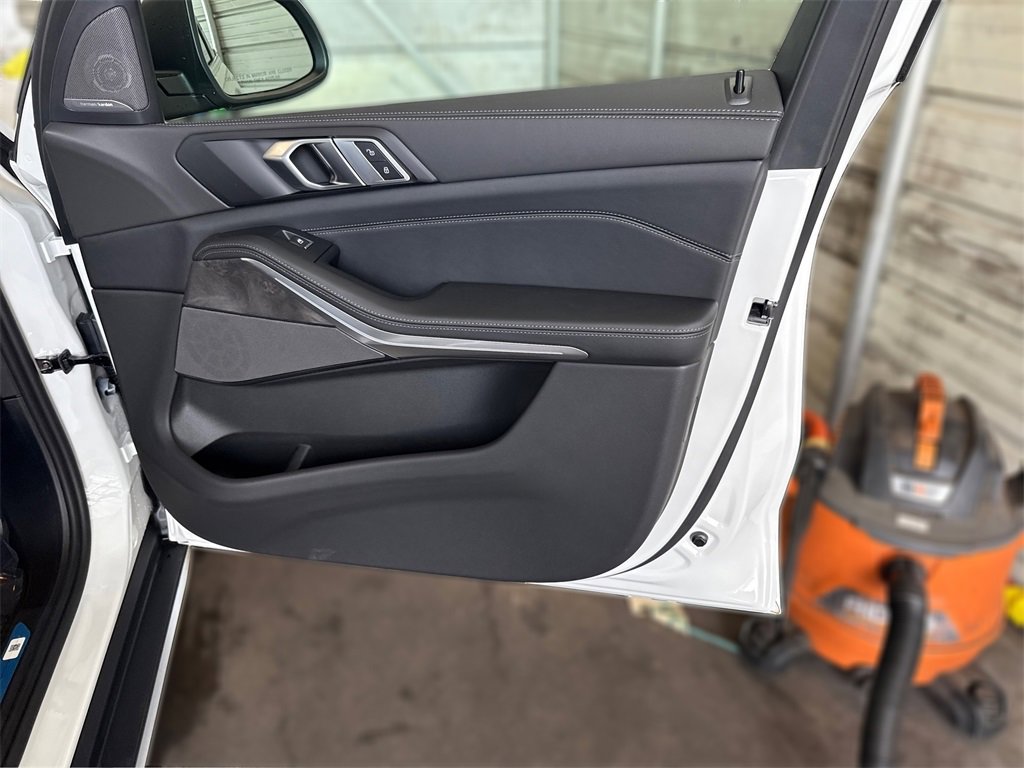New 2026 BMW X5 xDrive40i image 27