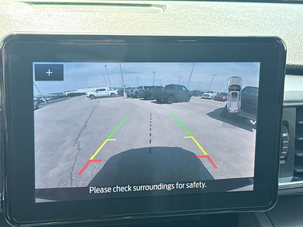 Used 2022 Ford Explorer XLT w/ Equipment Group 202A AWD/4WD image 20