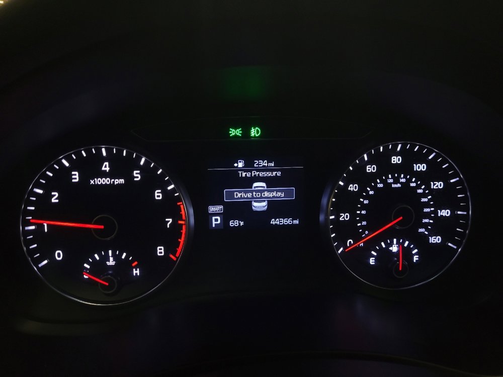 Used 2019 Kia Cadenza Technology image 23