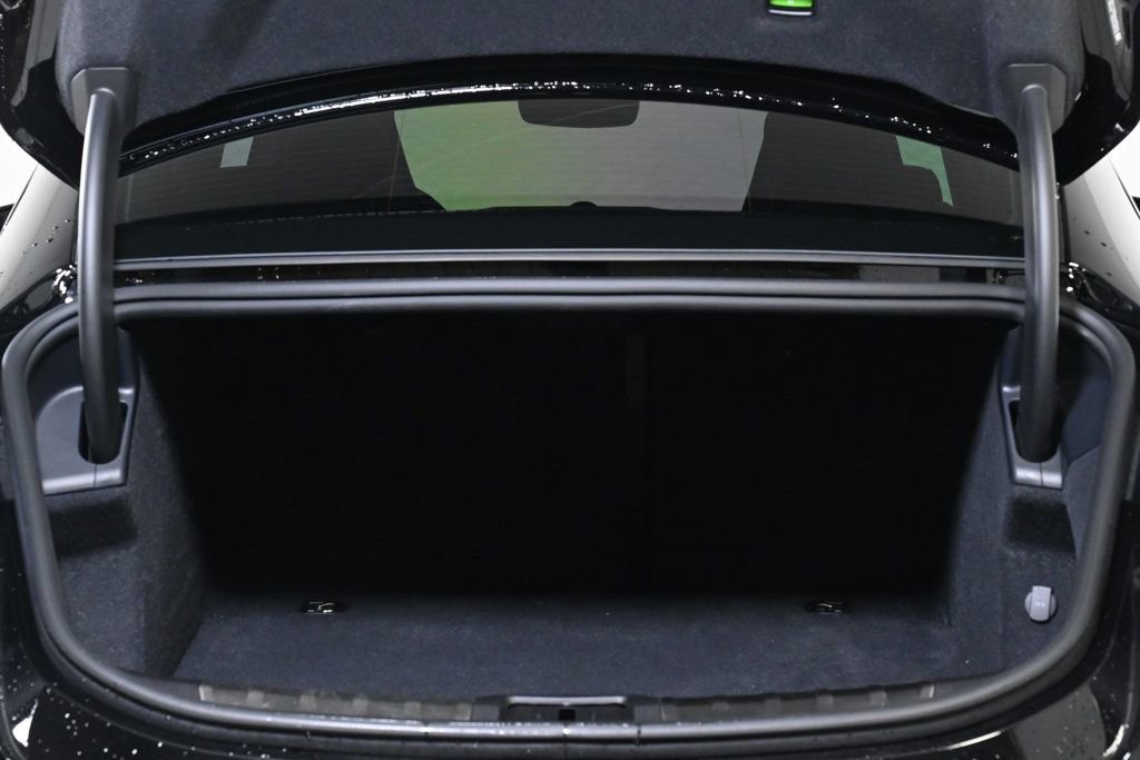 Used 2025 Porsche Taycan 4S image 26